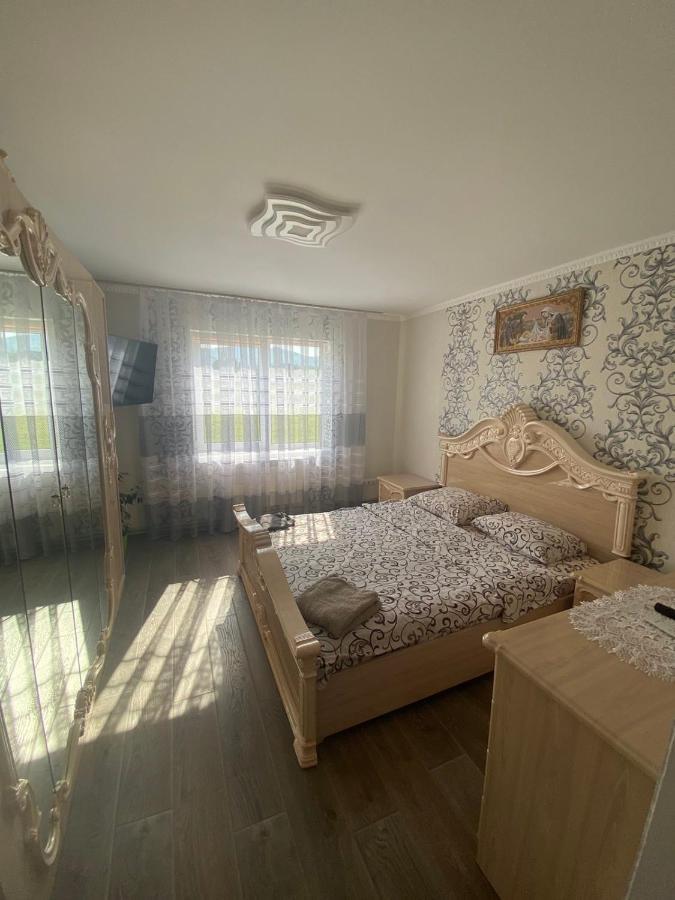 Карпатські Зорі Villa Pilipets Exterior photo